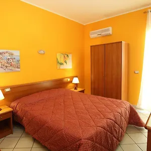 Valle D'agrò 3*, Savoca Italia